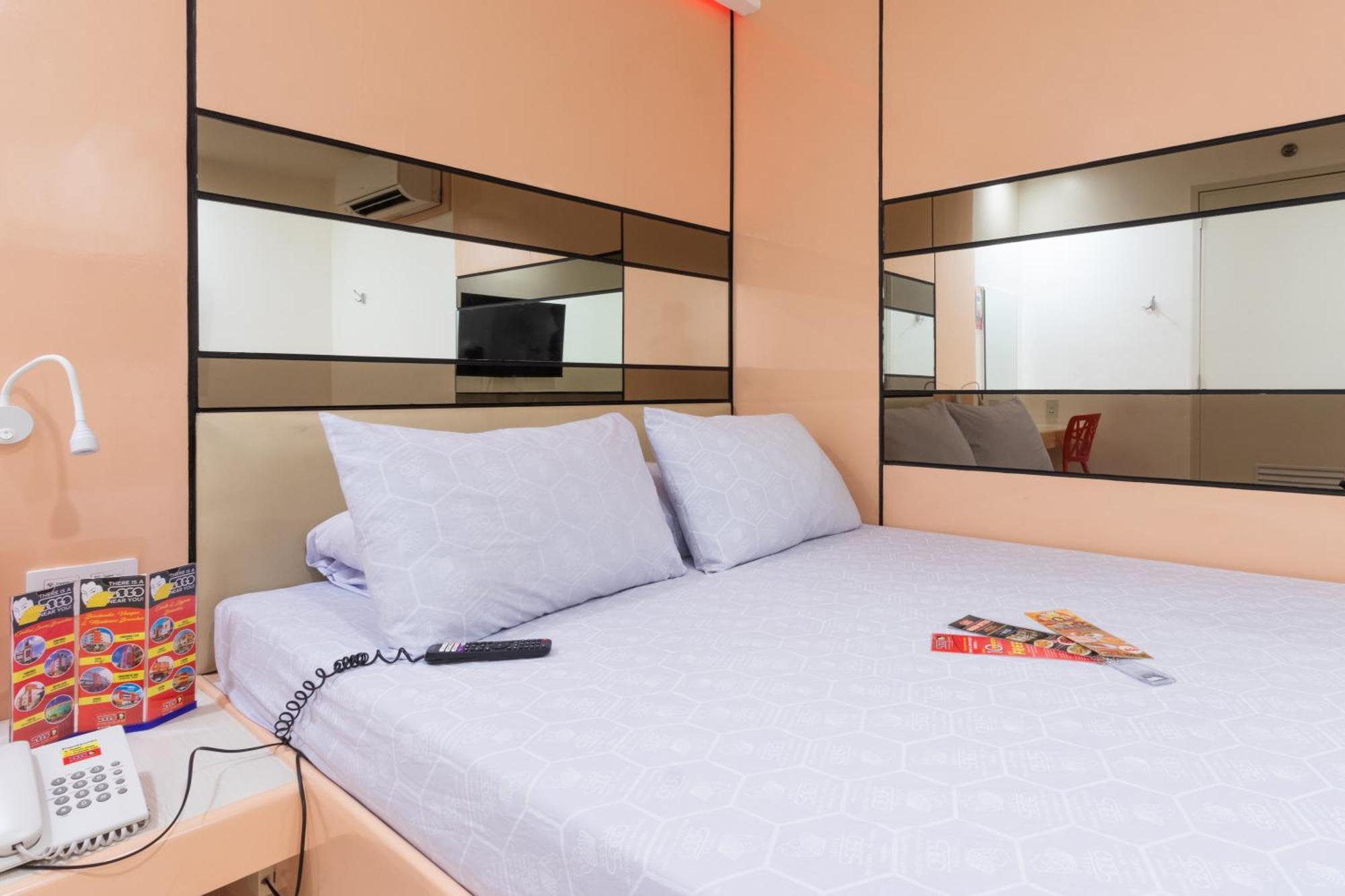 Hotel Sogo Guadalupe Makati City Esterno foto