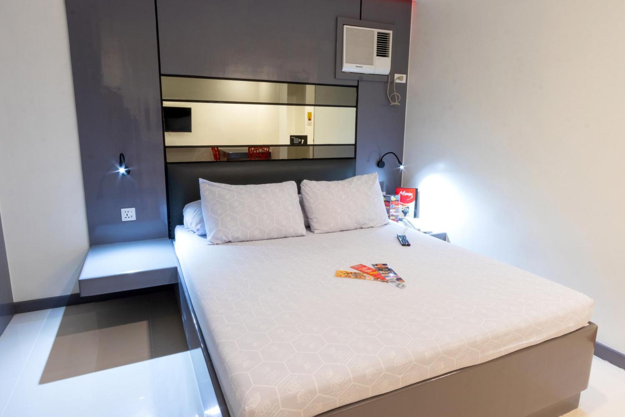 Hotel Sogo Guadalupe Makati City Esterno foto
