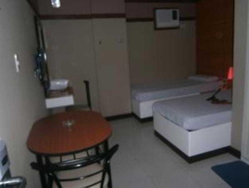 Hotel Sogo Guadalupe Makati City Esterno foto