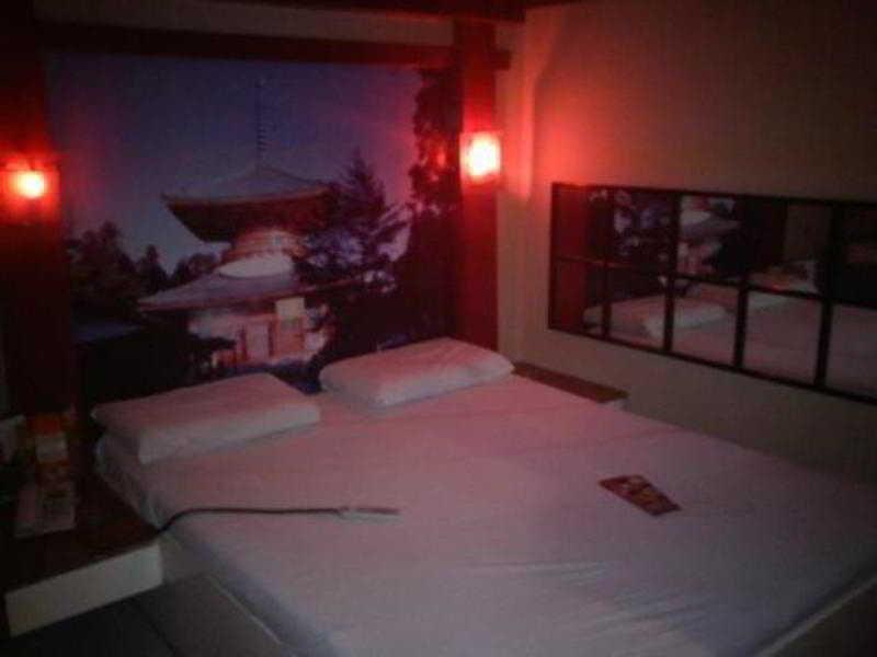 Hotel Sogo Guadalupe Makati City Esterno foto