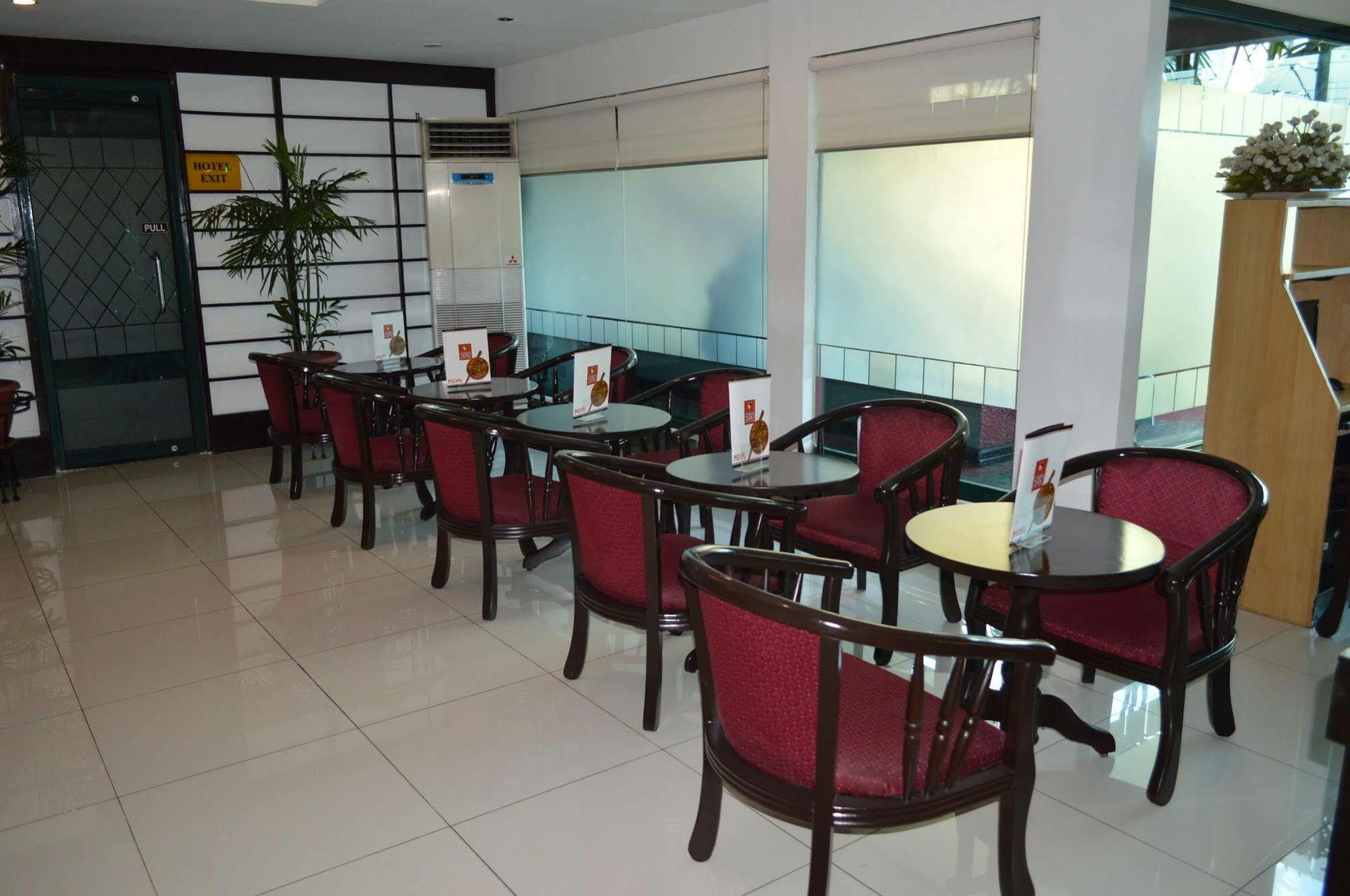 Hotel Sogo Guadalupe Makati City Esterno foto
