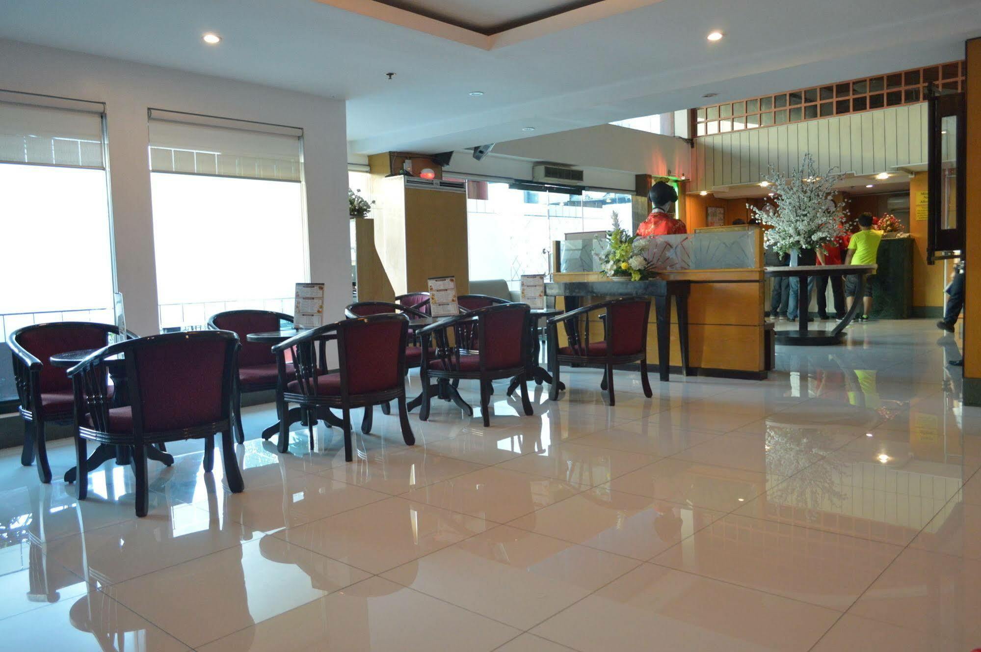Hotel Sogo Guadalupe Makati City Esterno foto