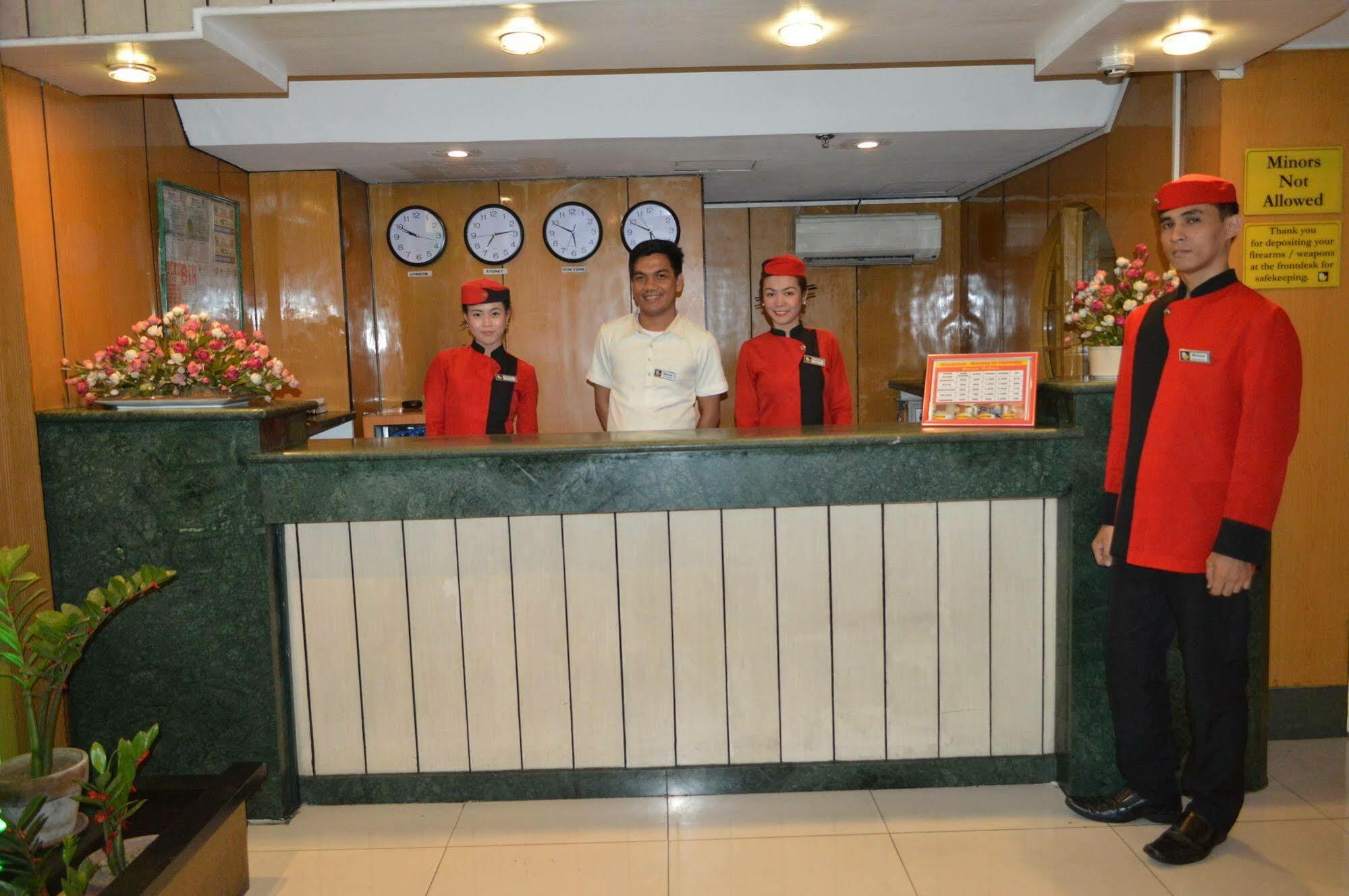 Hotel Sogo Guadalupe Makati City Esterno foto